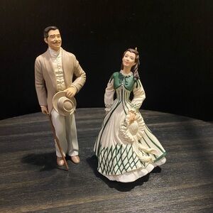 Hallmark Keepsake Gone with the Wind Ornaments set